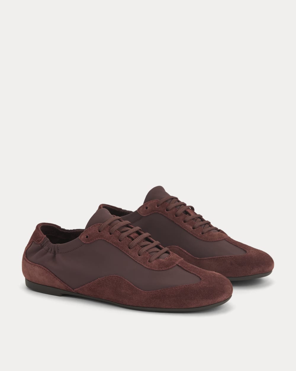 Ballet Sneaker in Burgundy — detail view