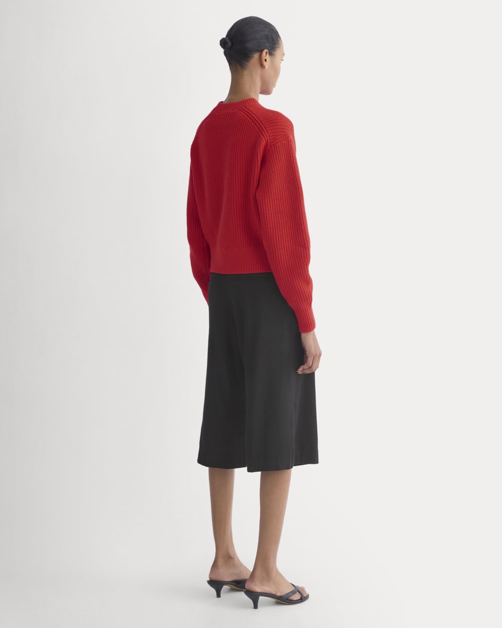 Cropped Ribbed Crew in Everyday Cotton in Fiery Red — detail view