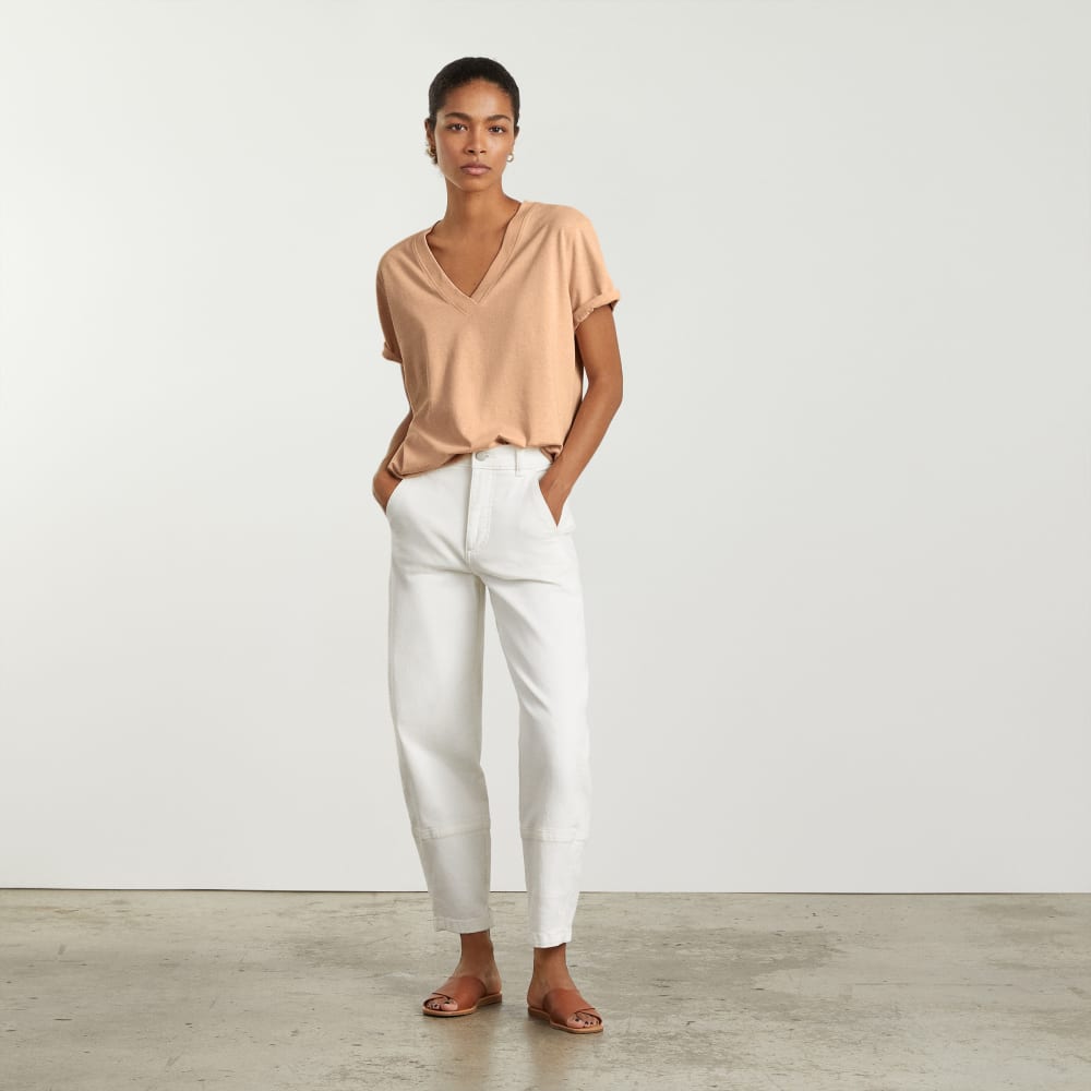 The Vintage V-Neck Hemp Tee in Hazelnut — detail view