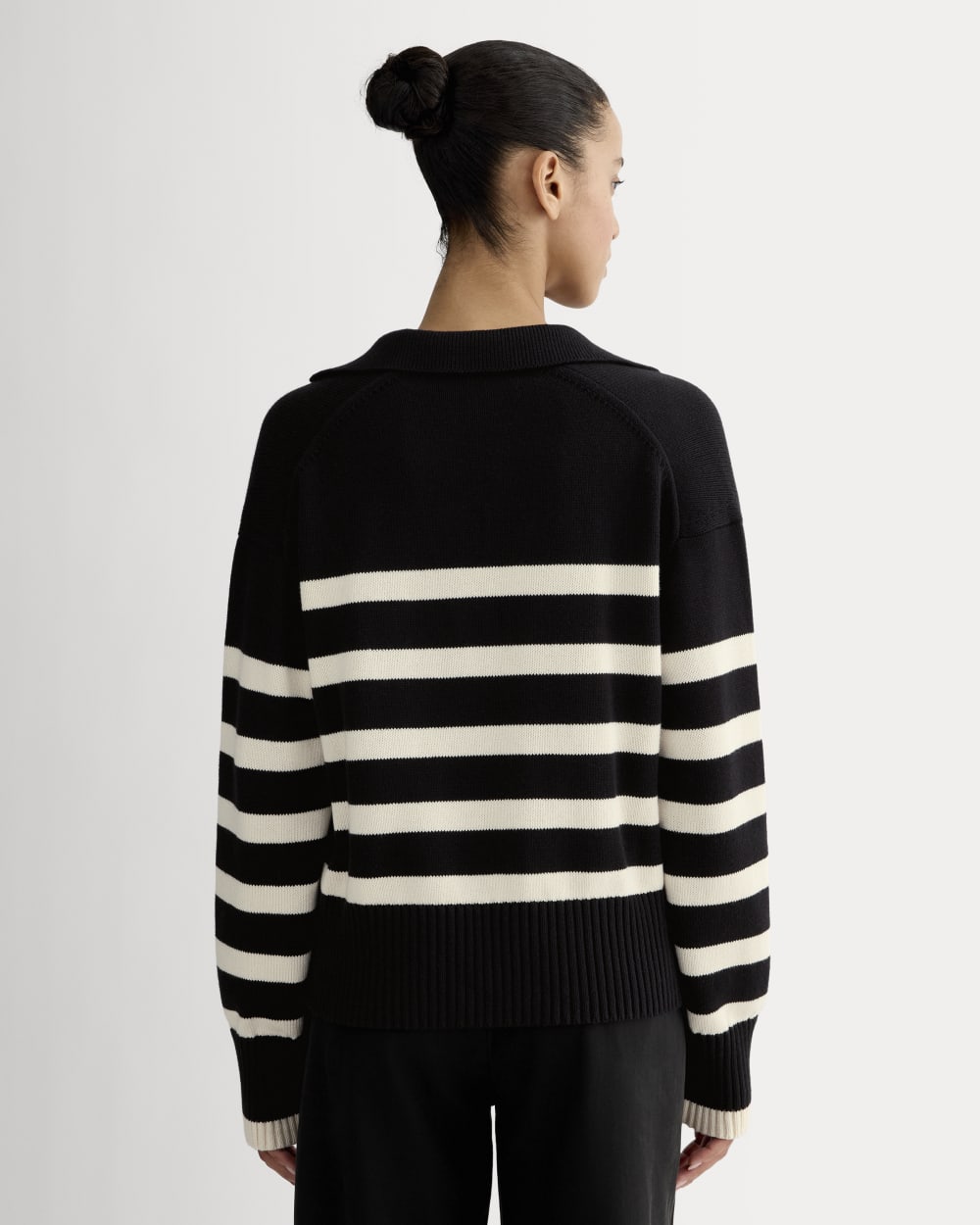 The Boxy Polo in Everyday Cotton in Black / Canvas — detail view