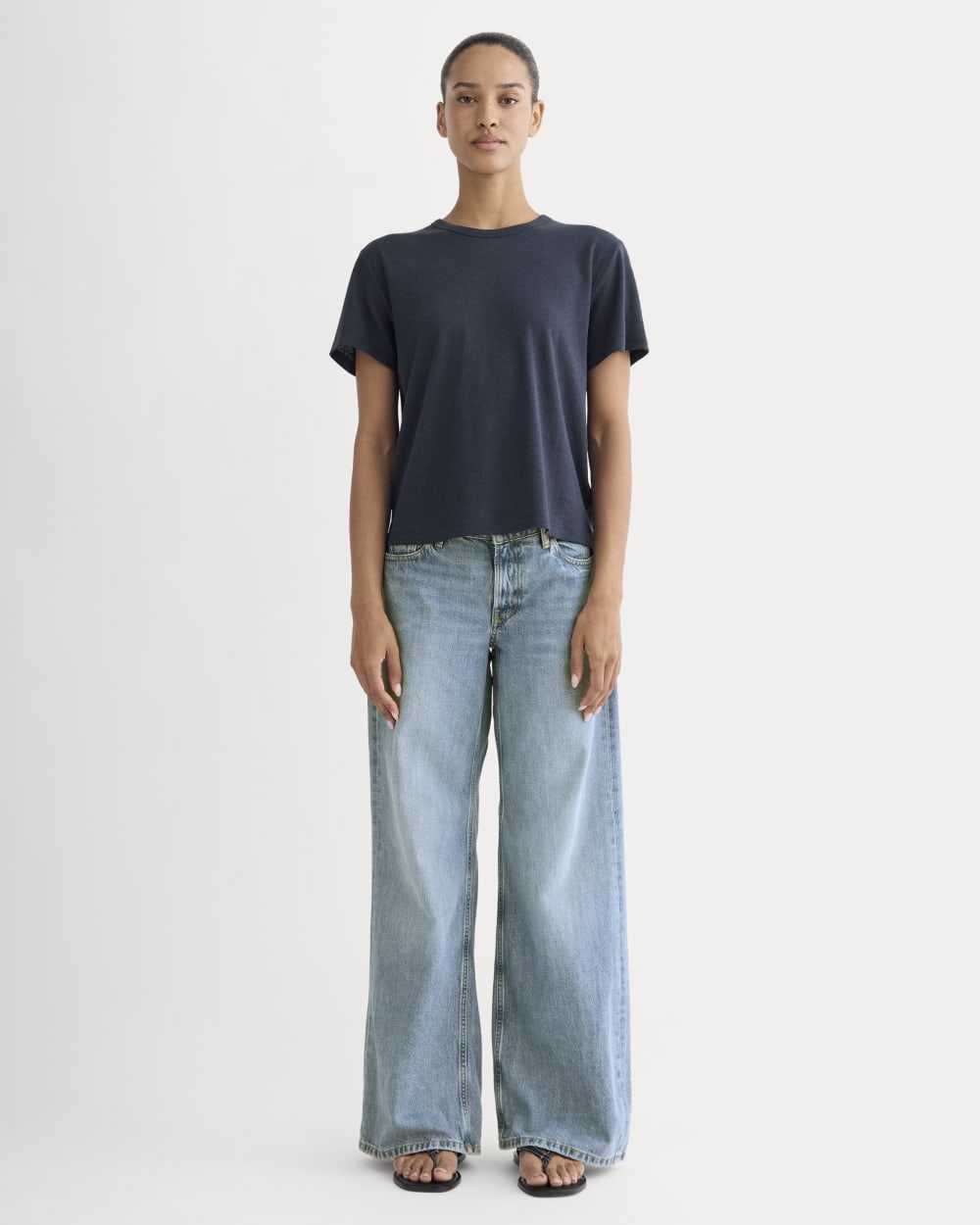 The Box-Cut Tee in Cotton Linen in Navy — detail view
