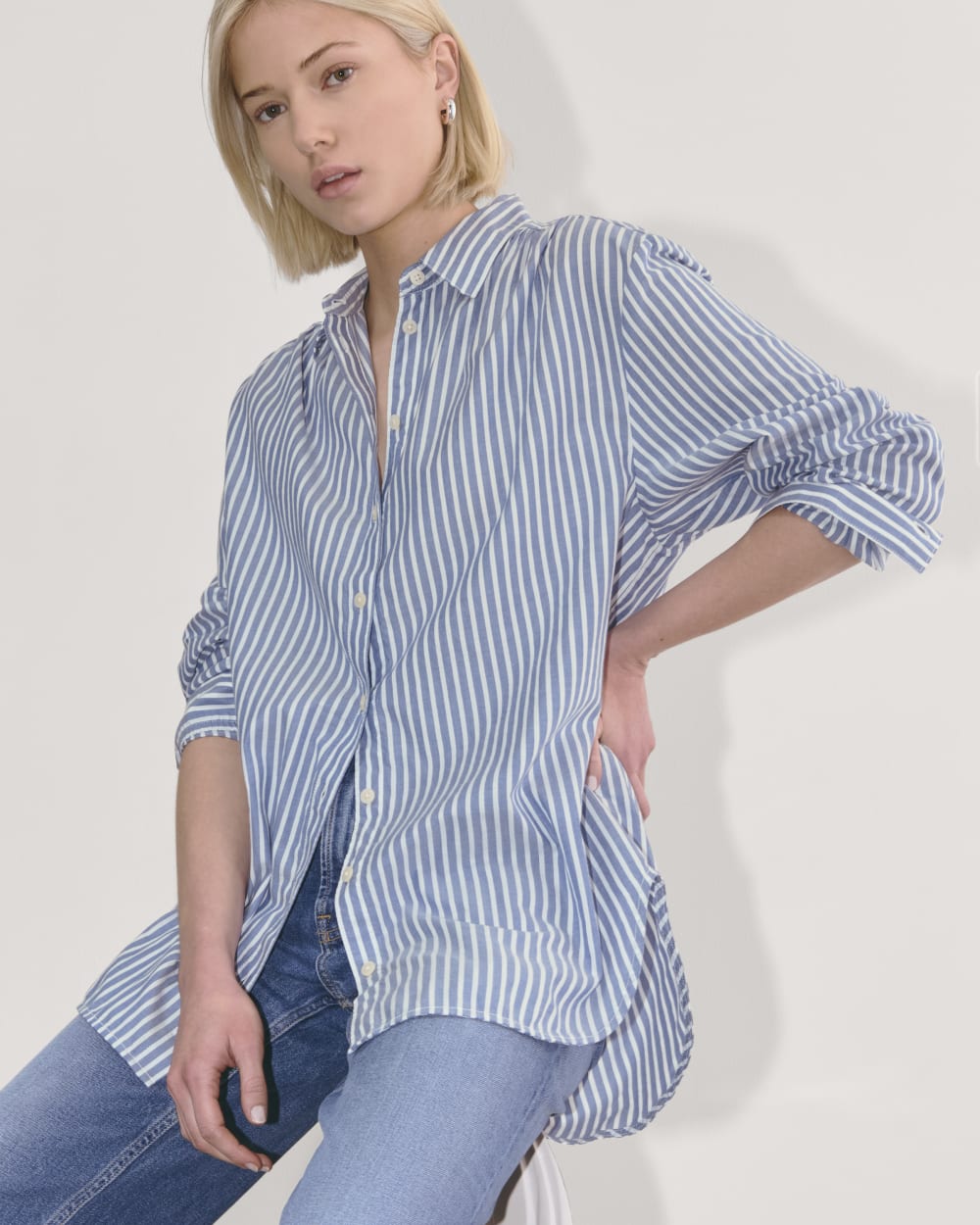 The Gathered Shirt in Silky Cotton in Bone / Mazarine Blue — detail view