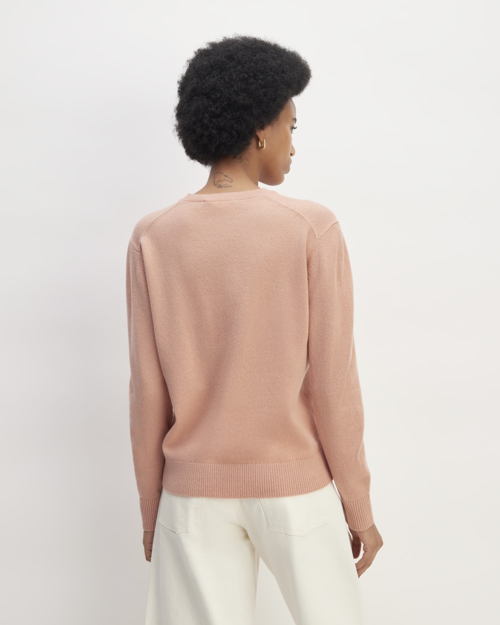 The Classic Crew in Cashmere in Blush Pink — detail view