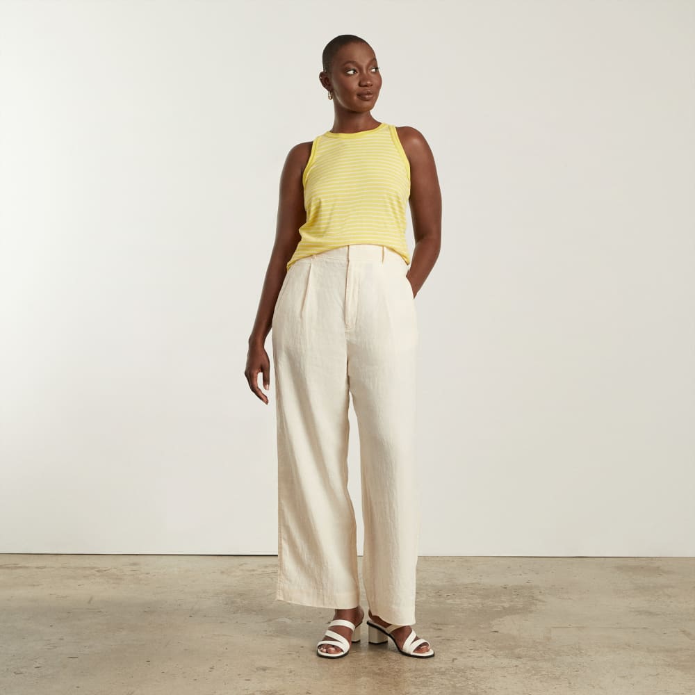 The Tank in Essential Cotton in Acacia / Tan — detail view