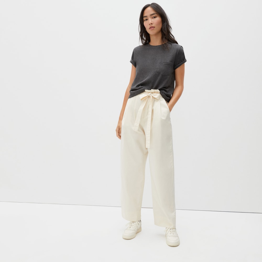 The Box-Cut Tee in Essential Cotton in Charcoal — detail view