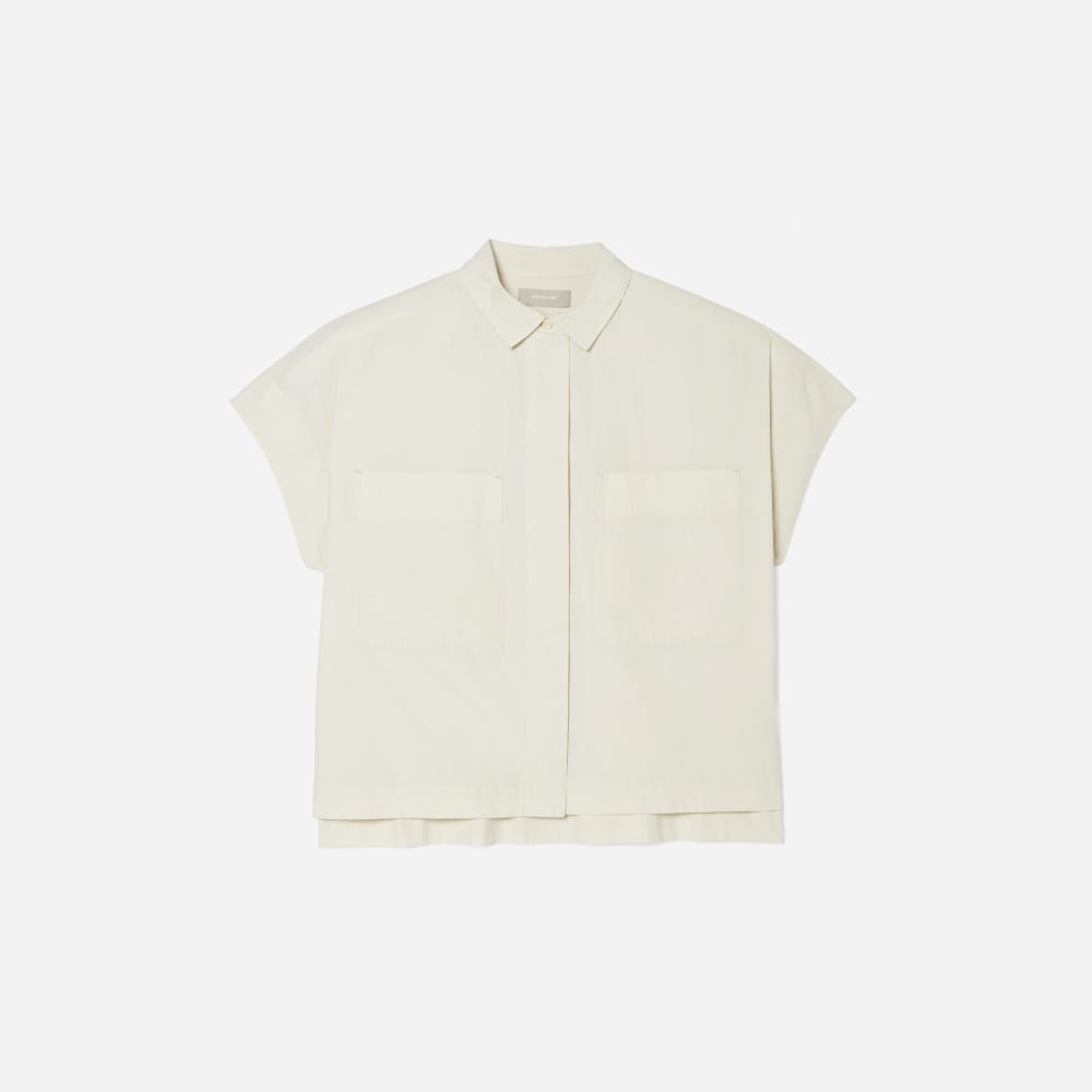 The Short-Sleeve Box Shirt in Sage — front view
