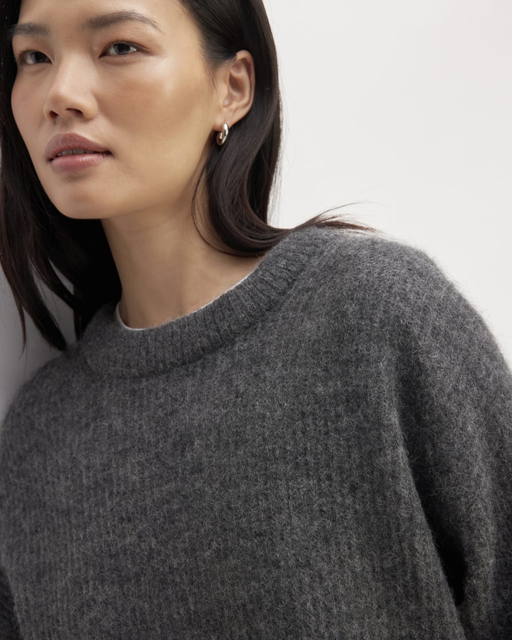 The Cocoon Crew in Alpaca in Heather Charcoal — detail view