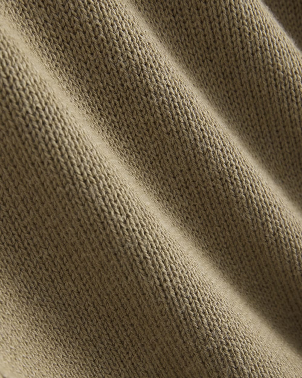 The Boxy Turtleneck in Everyday Cotton in Dark Heathered Camel — detail view