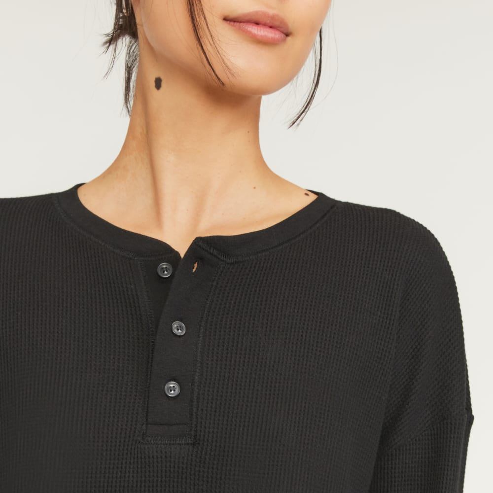 The Organic Cotton Waffle Henley in Black — detail view