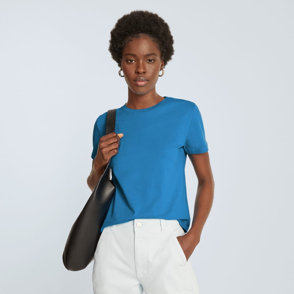 The Box-Cut Tee in Essential Cotton in Horizon Blue — detail view