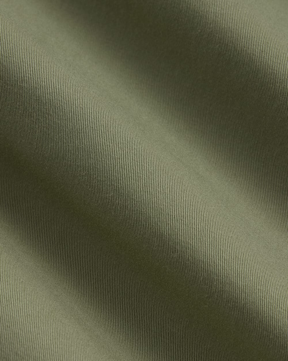 The Easy Cargo Pant in Sagebrush — detail view