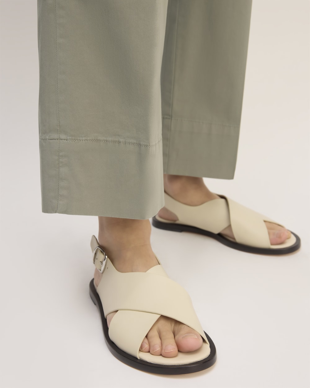 The Easy Pant in Sage Green — detail view