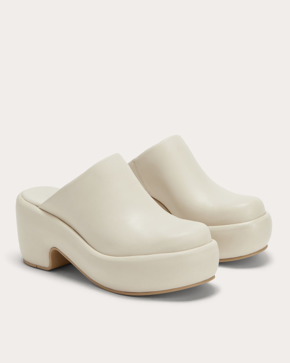 The Puffa Clog in Parchment — detail view