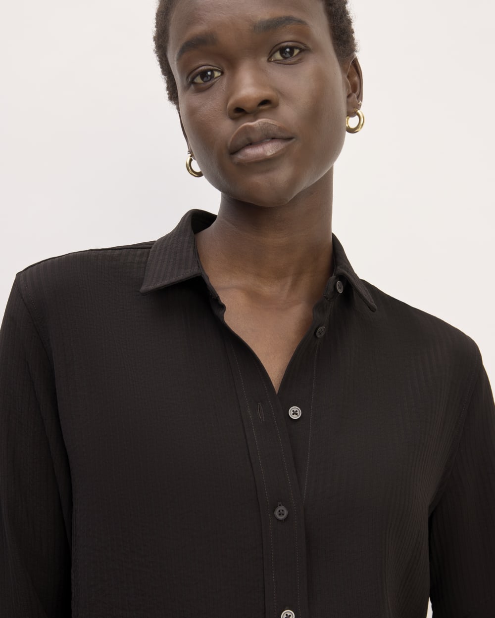 The City Stripe Relaxed Shirt in Black — detail view