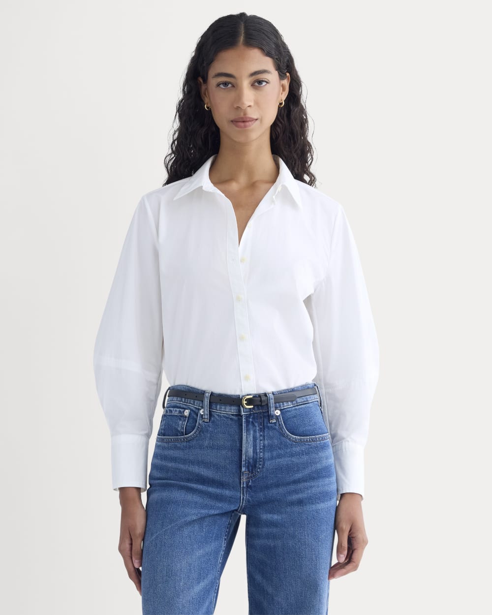 Lantern-Sleeve Shirt in Lightweight Cotton in White — front view