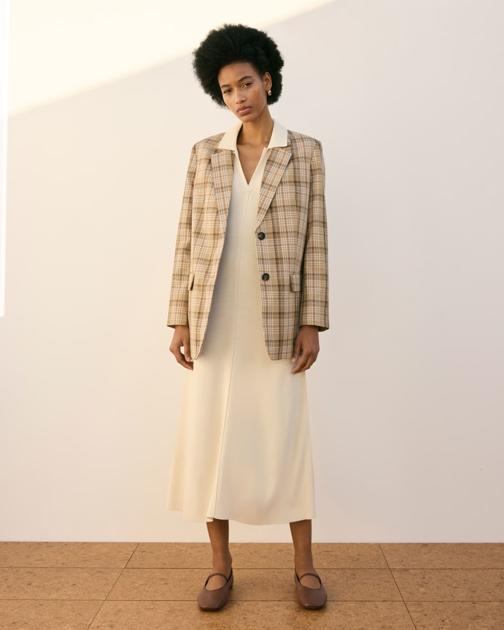 The Oversized Blazer in Buttersmooth in Pale Khaki Plaid — detail view