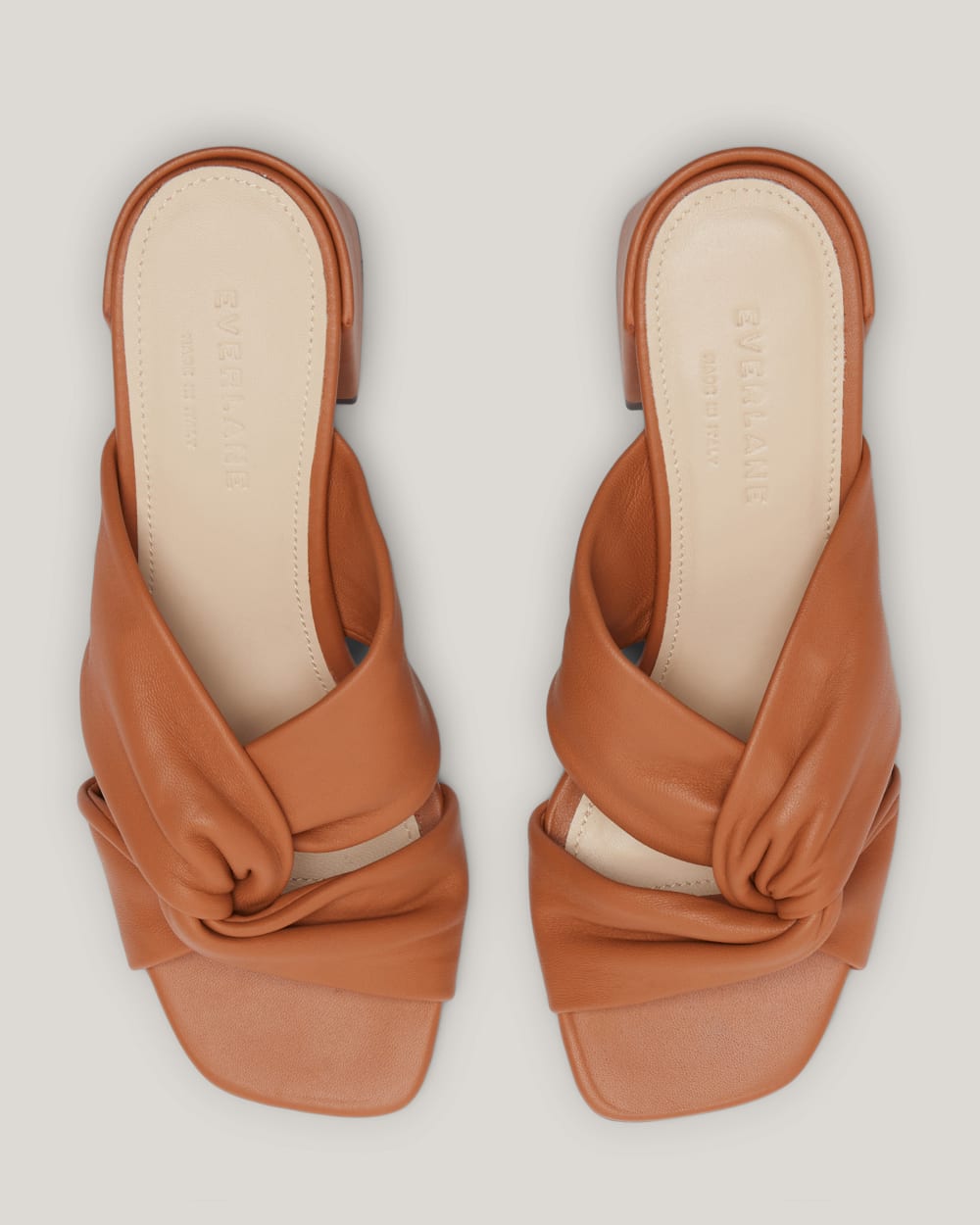 The Day Twist Heel in Desert Tan / Tan Lining — detail view