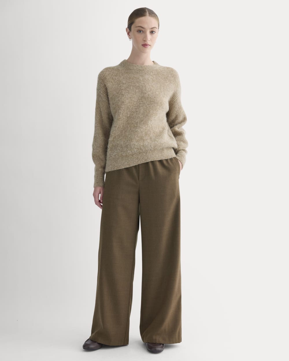 The Pull-On Trouser in Tailor Twill in Heathered Cocoa — front view