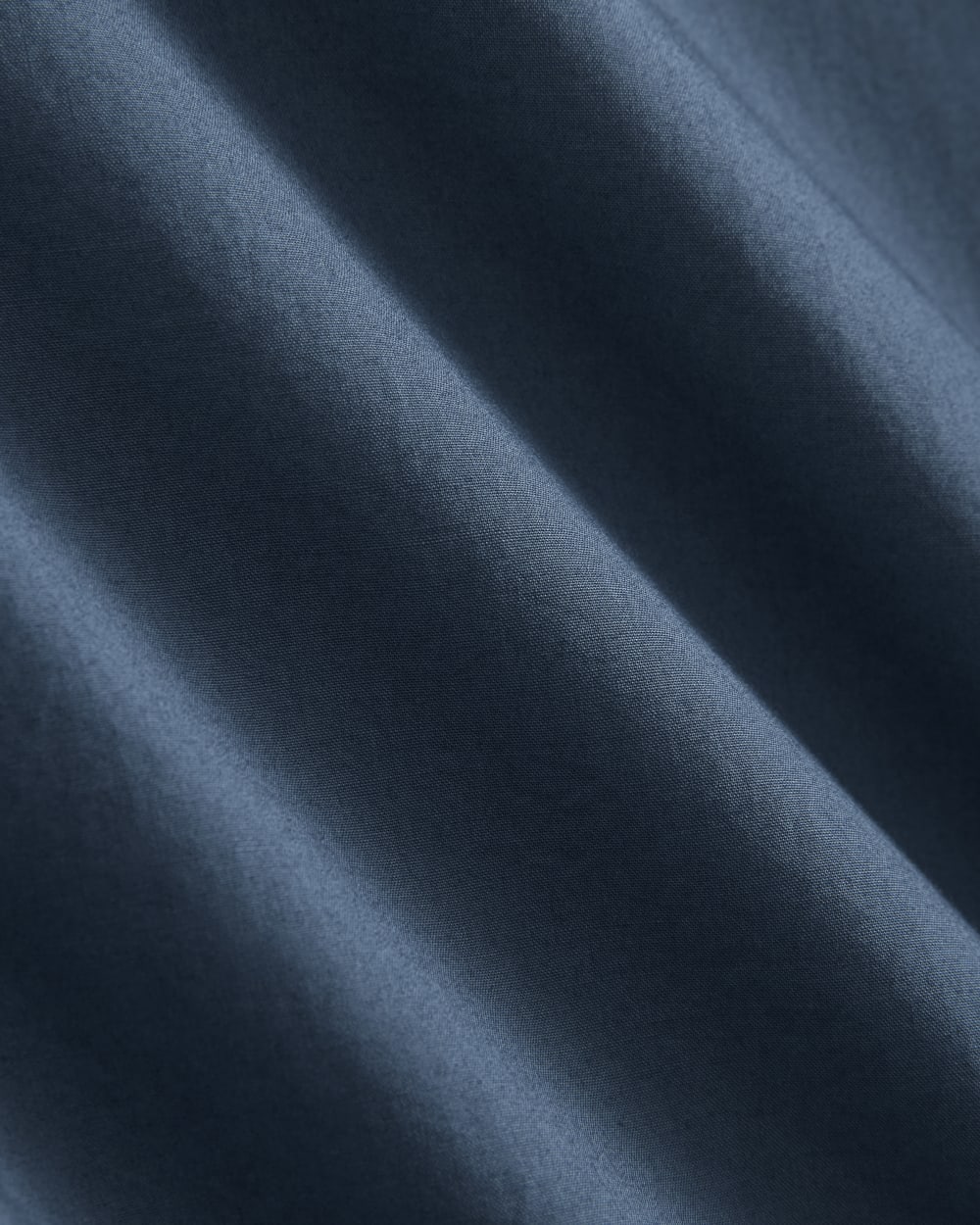 The Boyfriend Shirt in Ultrasoft Cotton in Deep Lazuli Blue — detail view