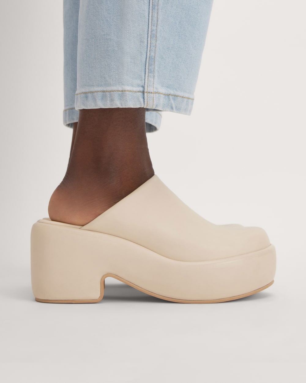 The Puffa Clog in Parchment — detail view