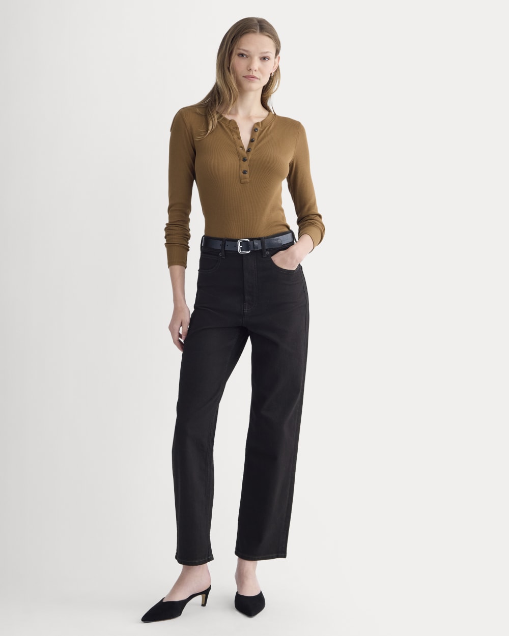 The Luxe Rib Henley in Toffee — detail view