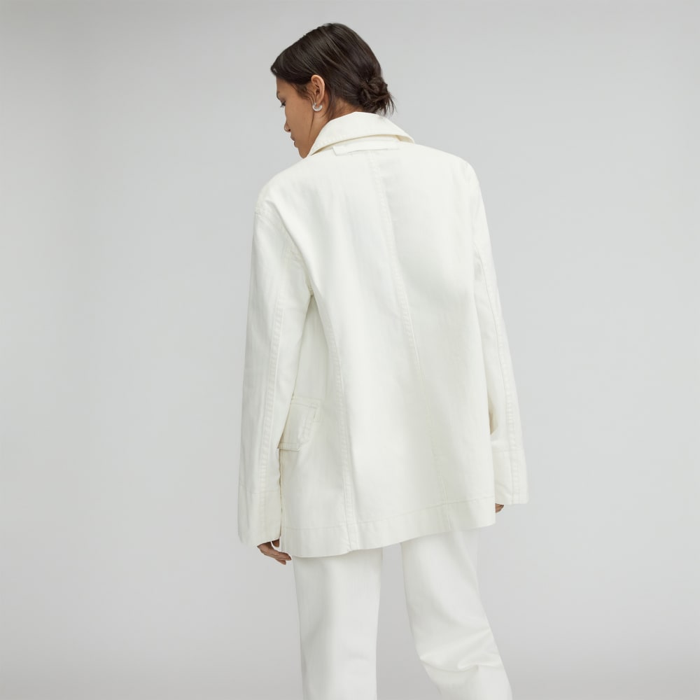 The Organic Cotton Herringbone Jacket in Bone — detail view