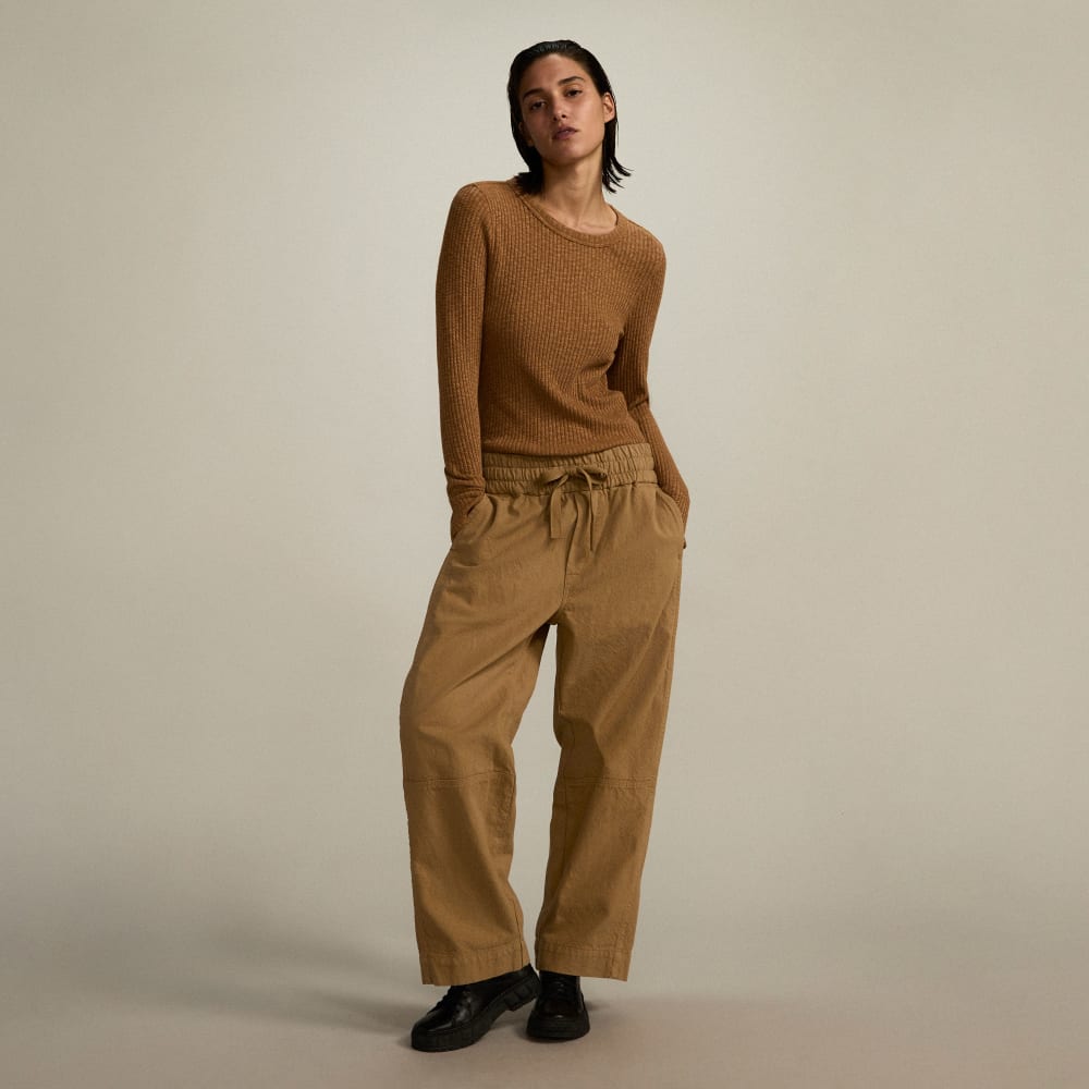 The Canvas Organic Cotton Pull-On Pant in Cappuccino — detail view