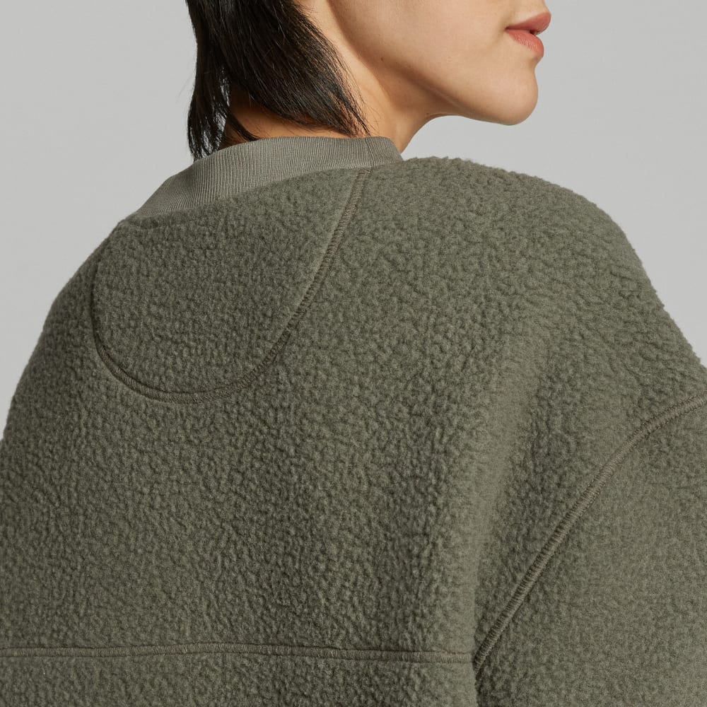 The ReNew Teddy Oversized Crew in Kalamata — detail view