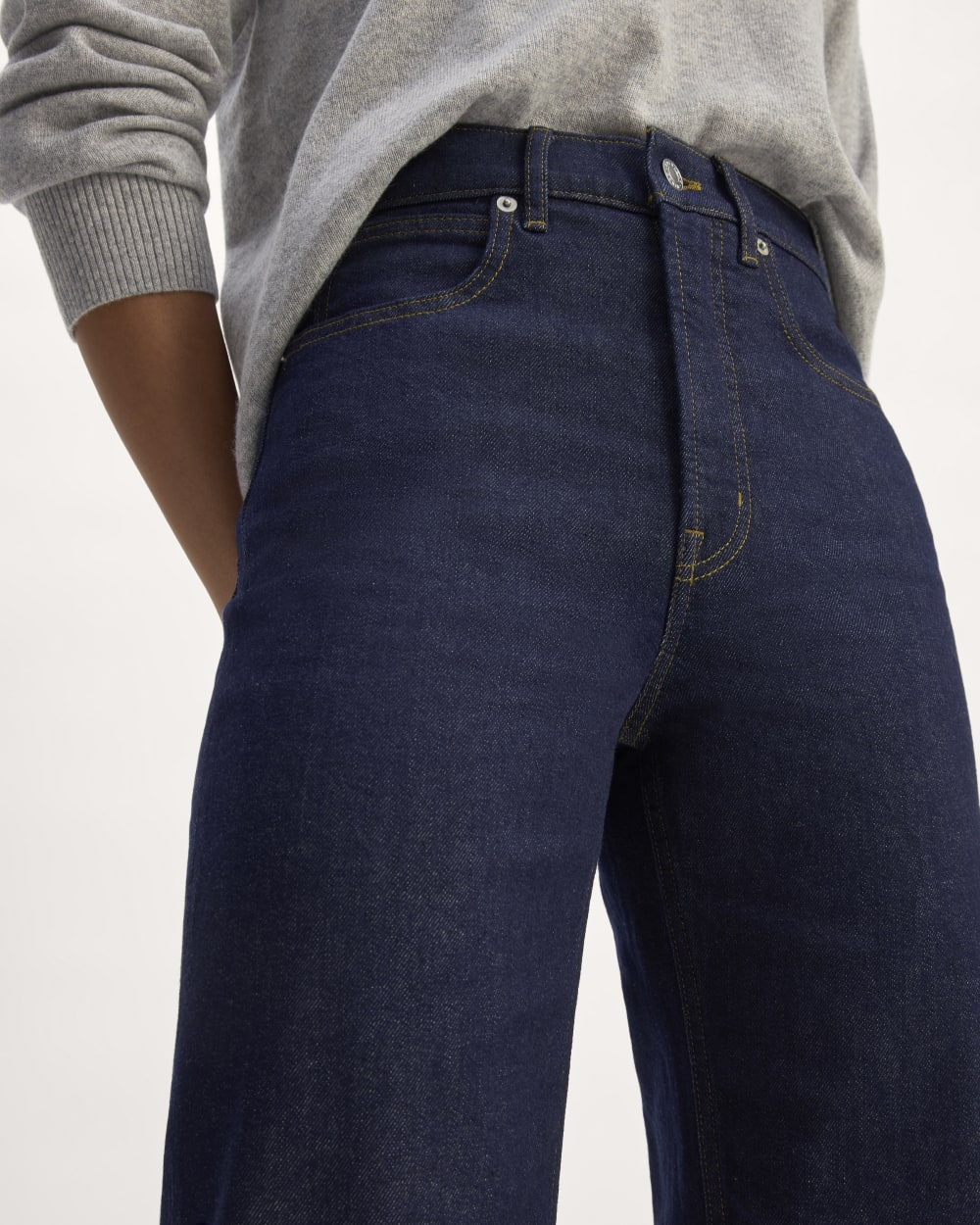 The Way-High® Jean in Pure Blue — detail view