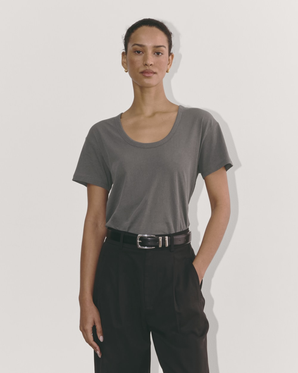 The Air Scoop-Neck Tee in Graphite — front view