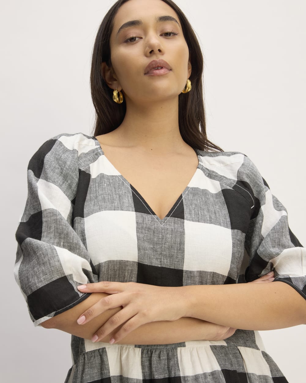 The Linen Oversized Puff-Sleeve Dress in Bone / Black Check — detail view