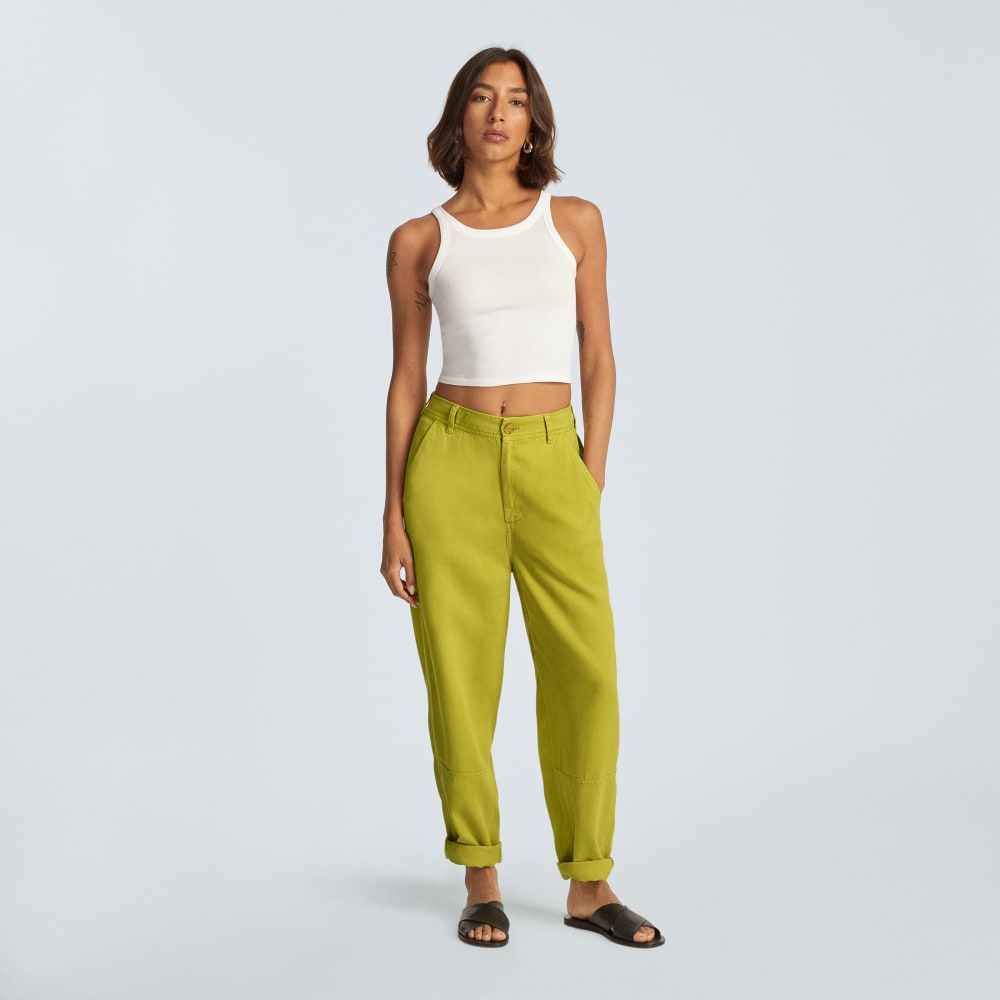 The Chino in Buttersoft in Key Lime — detail view
