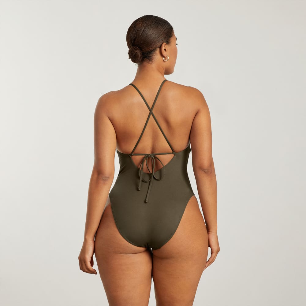 The String One-Piece in Beech — detail view