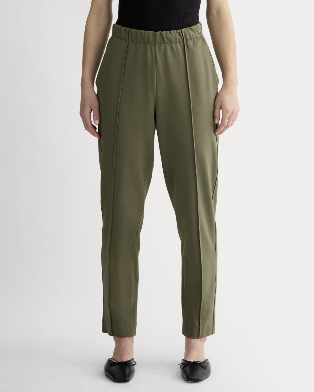 The Dream Pant® in Kalamata — detail view