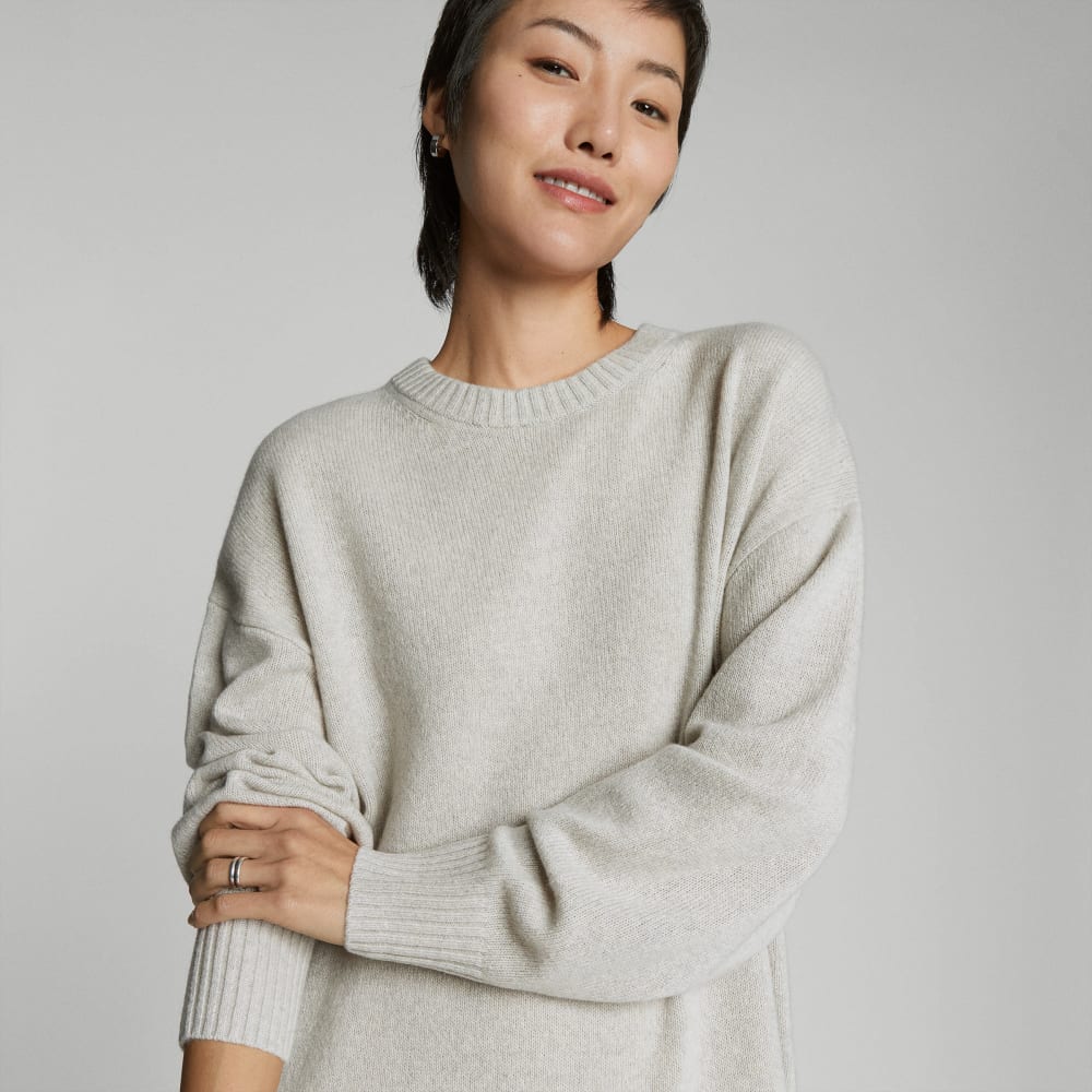 The Cashmere Midi Dress in Pale Heather Grey — detail view