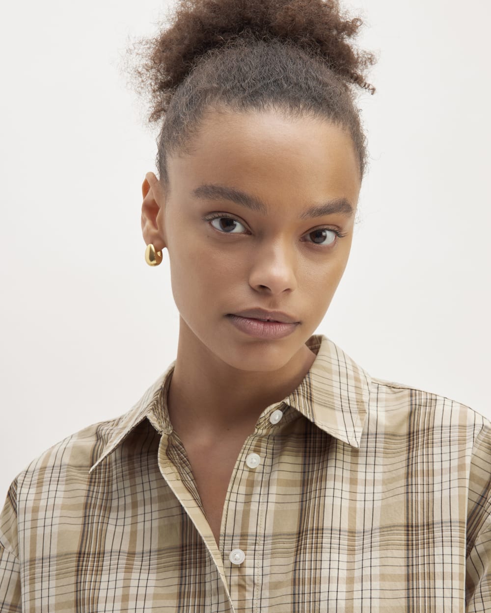 The Supima® Cotton Boyfriend Shirt in Pale Khaki Plaid — detail view