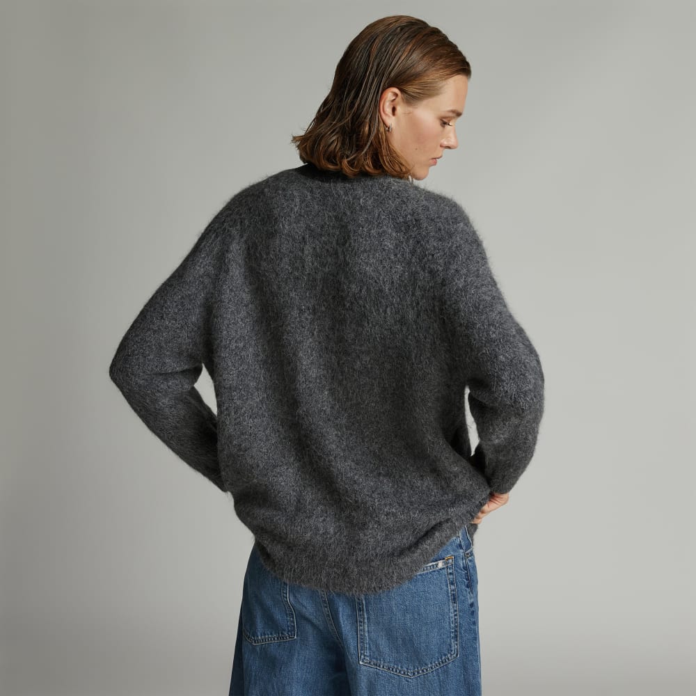The SuperFuzz Alpaca Oversized Cardigan in Heathered Charcoal — detail view