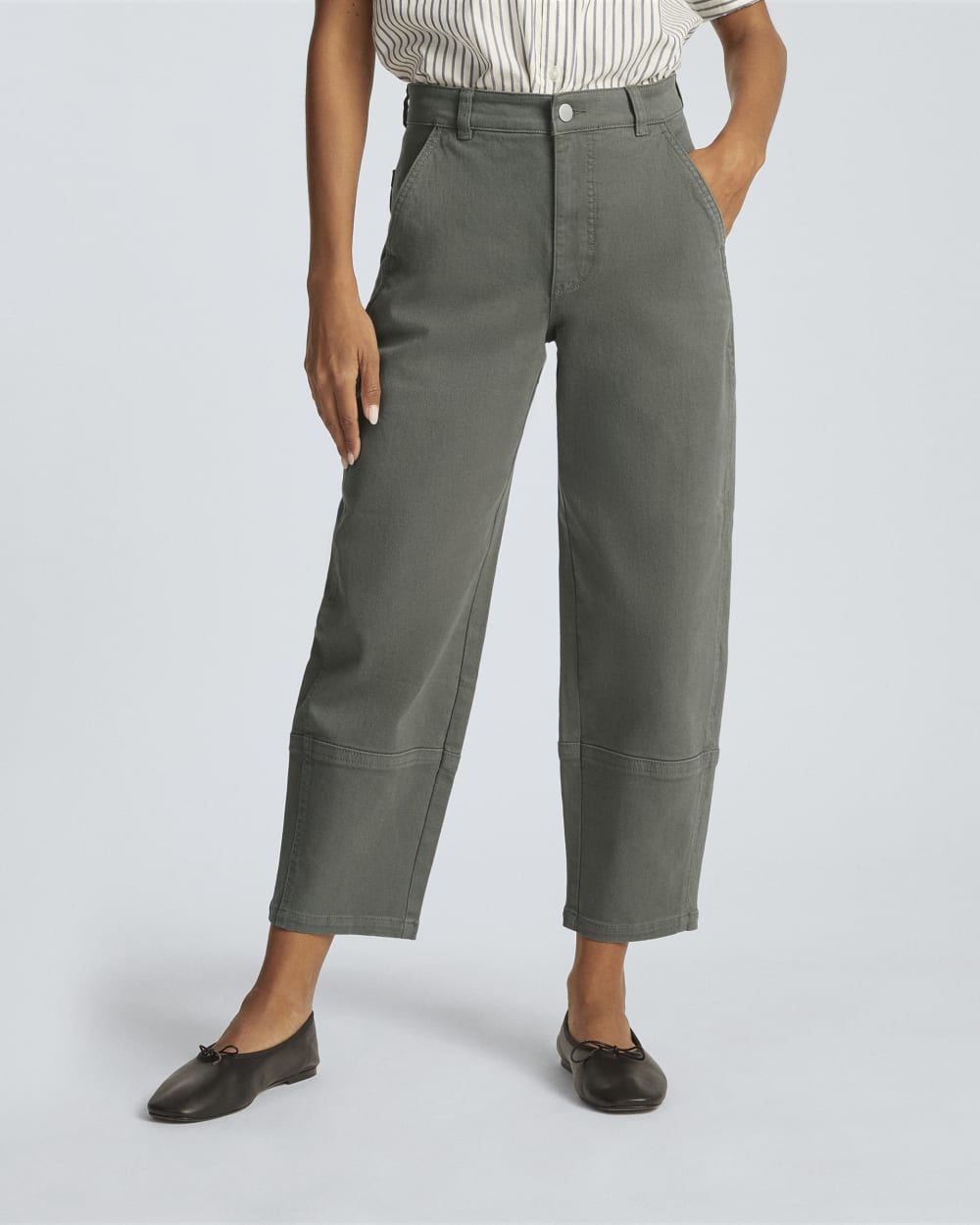The Utility Barrel Pant in Pewter Green — detail view