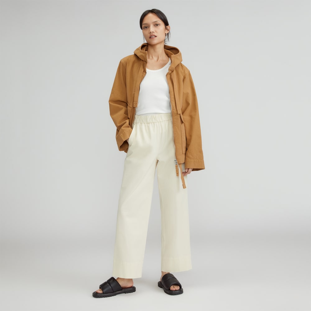 The Canvas Organic Cotton Anorak in Cappuccino — detail view