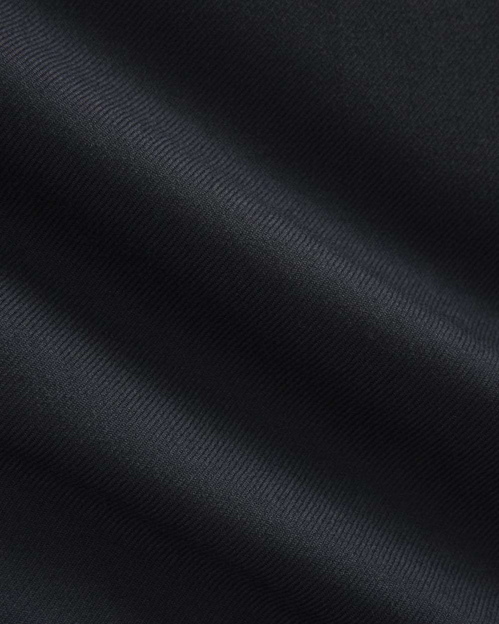 The Pull-On Trouser in Tailor Twill in Midnight Navy — detail view