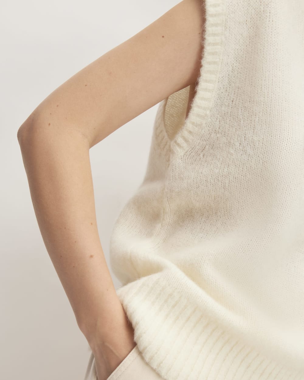 The Alpaca V-Neck Vest in Snow — detail view