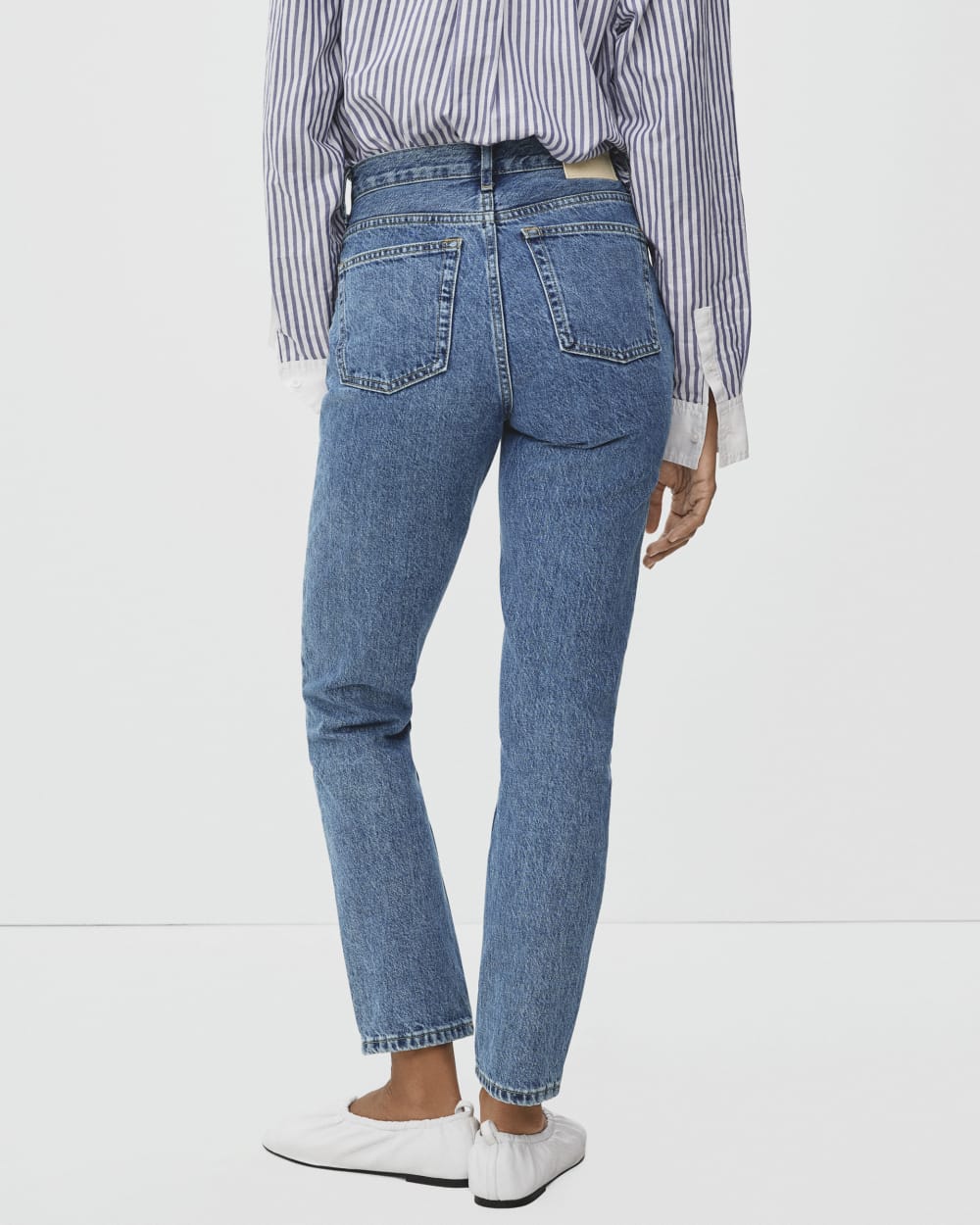 The ’90s Cheeky® Jean in Medium Blue Wash — detail view