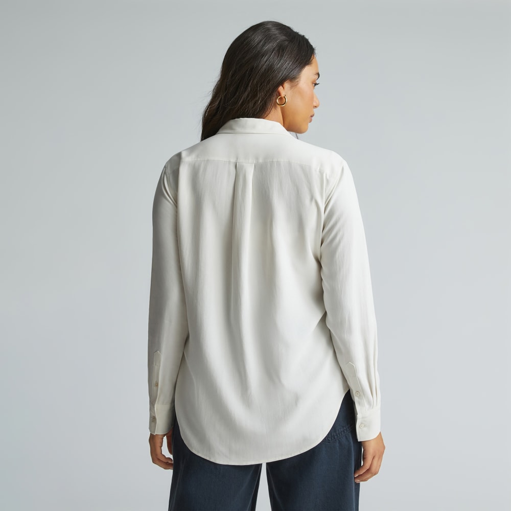 The Washable Silk Relaxed Shirt in Bone — detail view