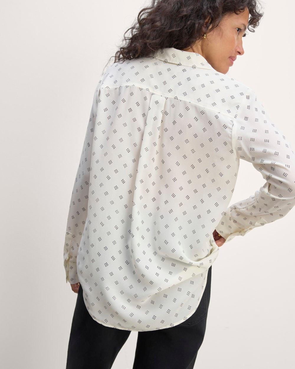 The Must-Have Shirt in Washable Silk in Bone / Black Square Dot — detail view