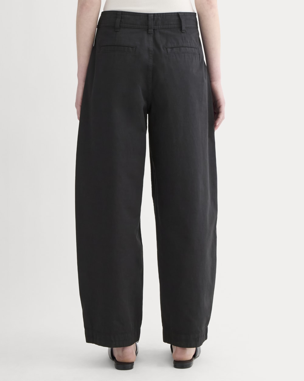 The Everywhere Pant in Black — detail view