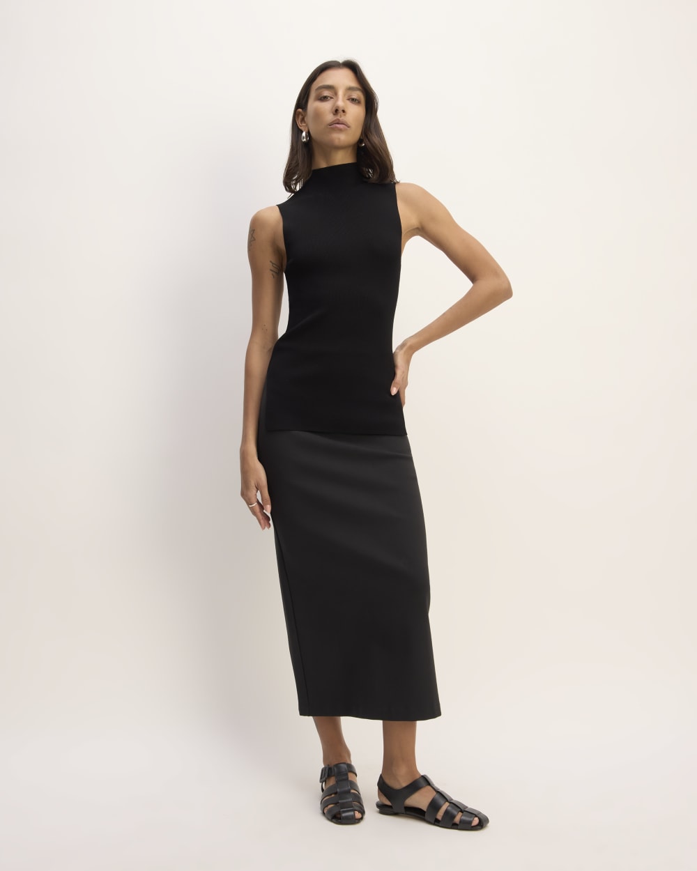 The Viscose Mock Neck Top in Black — detail view