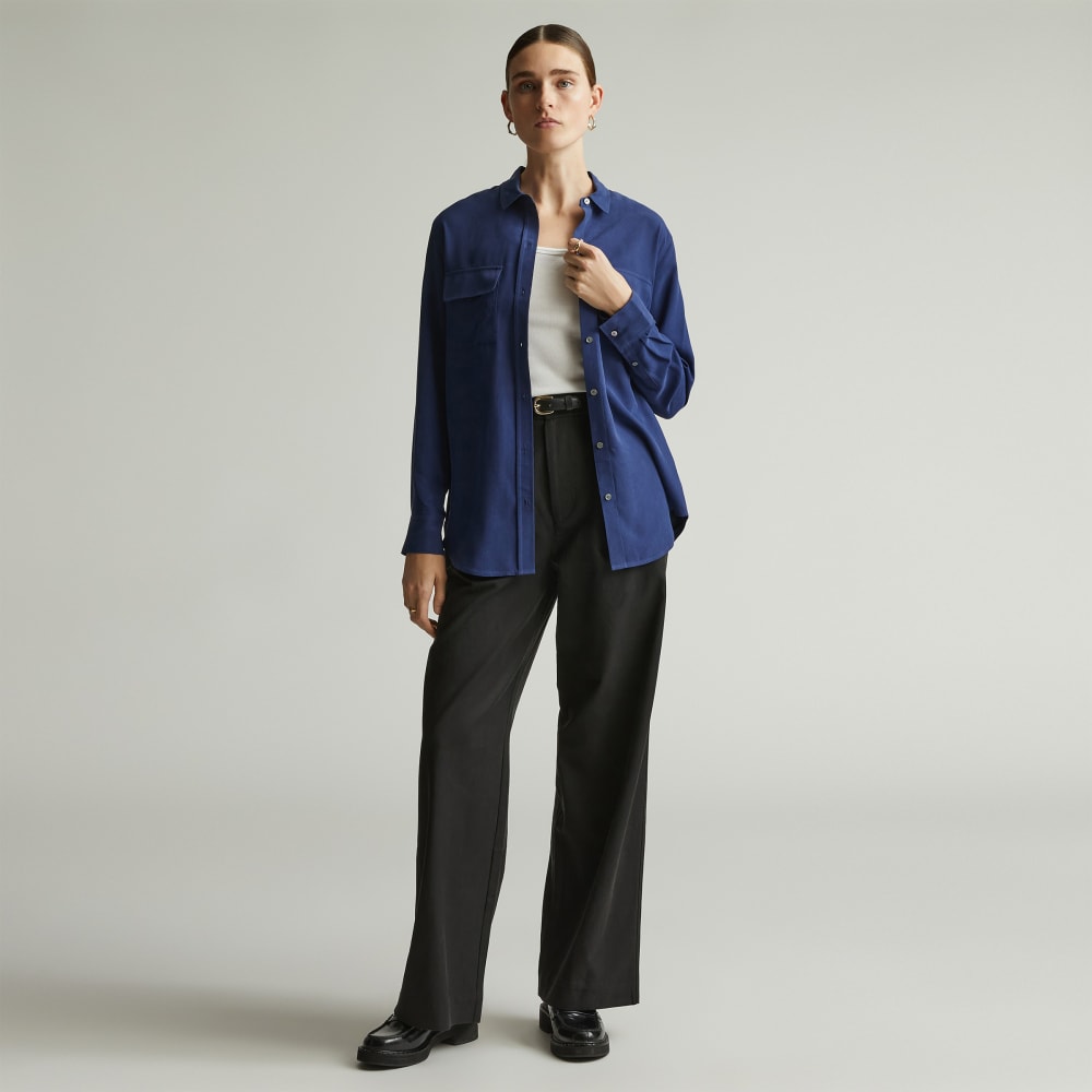 The Washable Silk Relaxed Shirt in Ocean Cavern — detail view