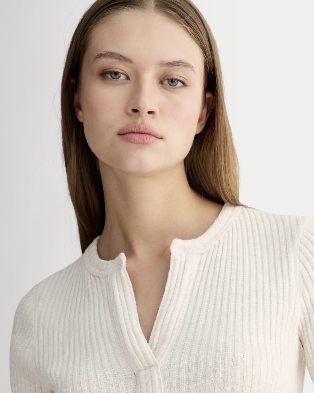 The Rib-Knit Short-Sleeve Henley in Bone — detail view
