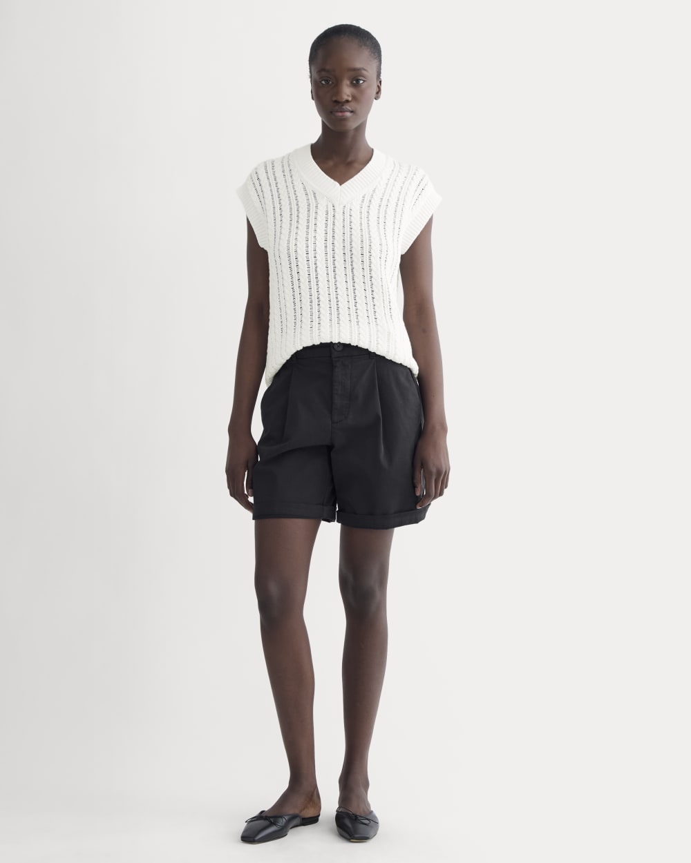 The Pleated Chino Short in Black — front view