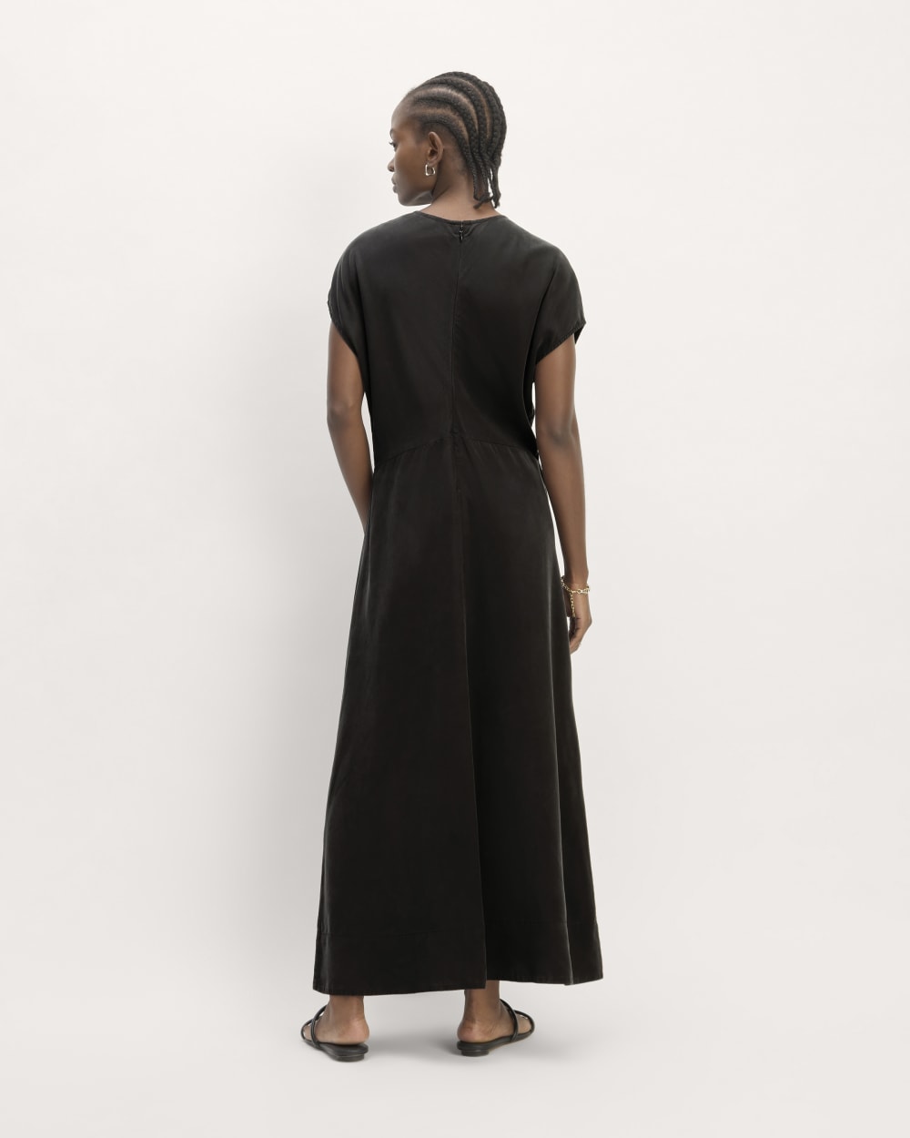 The TENCEL™ Short-Sleeve Midi Dress in Black — detail view
